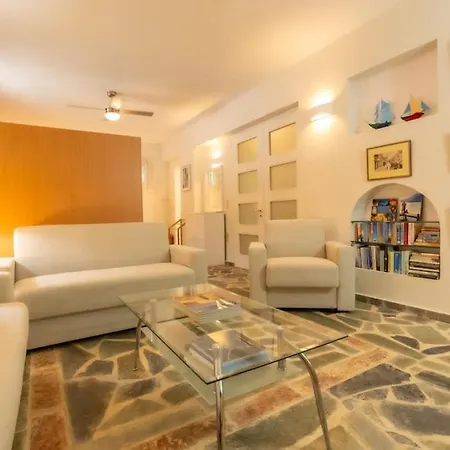 Zephyros, 7 Minute Walk To Eglina