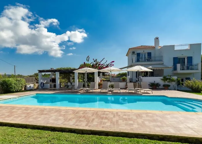 Zephyros, 7 Minute Walk To Eglina * Minia
